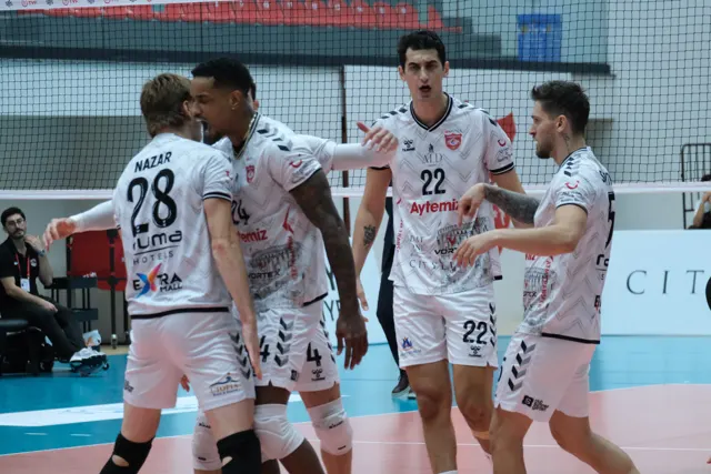 ALANYA BELEDİYESPOR EVİNDE SET VERMEDİ!