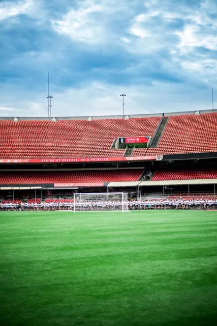 Futbol sahası — temsili görsel